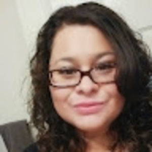 Meet your Posher, Cynthia